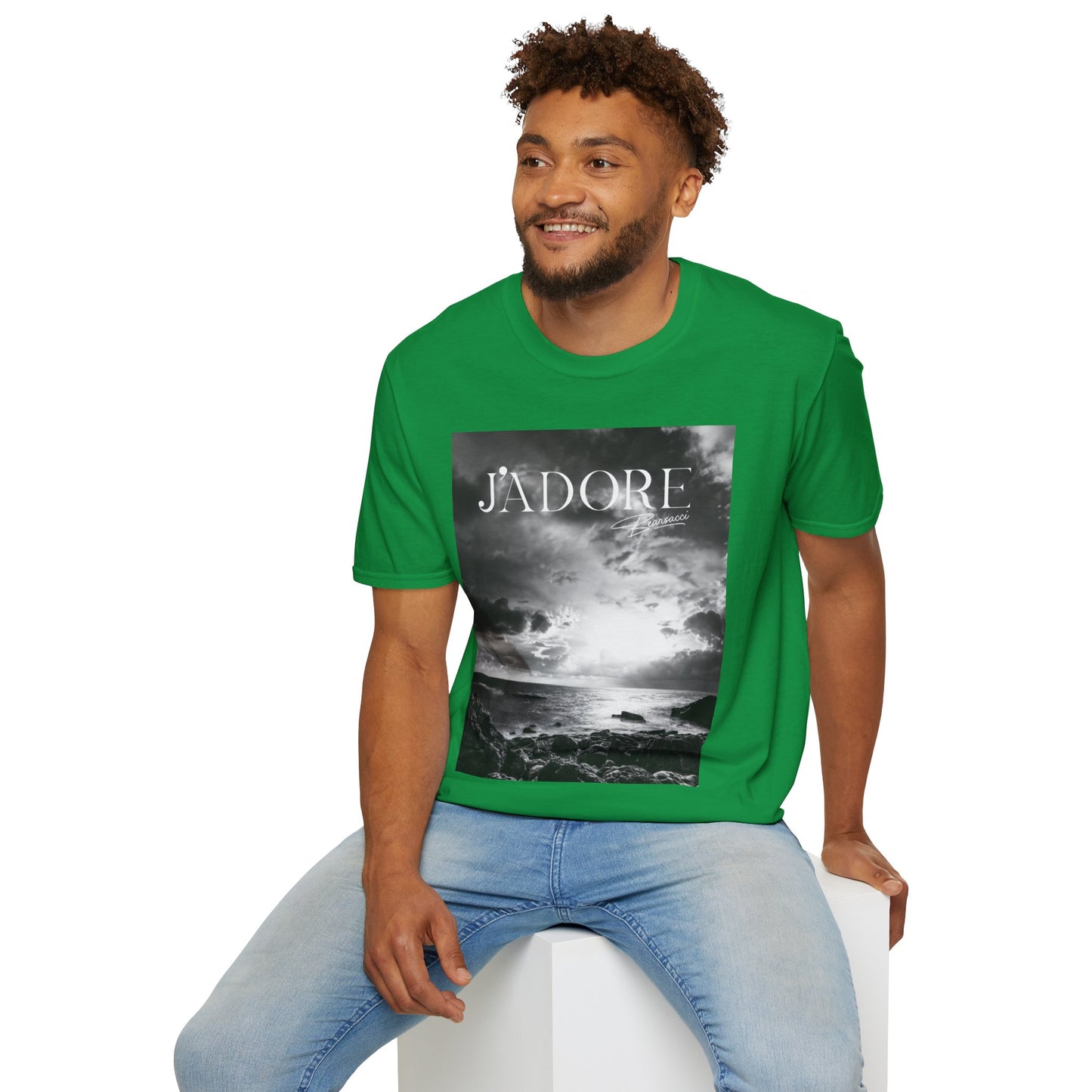 Fake Designer™: J'adore Bearsacci Solitude Is Dangerously Addictive (Black and White Beach)│ Softsyle T-shirt